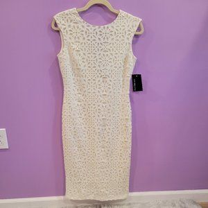 EnFocus Studio Off White and Gold Dress
